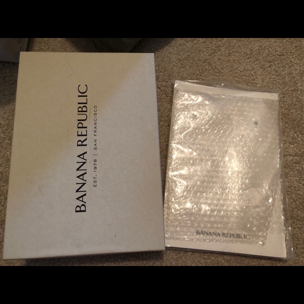 Banana Republic Empty Jewelry Box Necklace Holder Storage Organizer Box